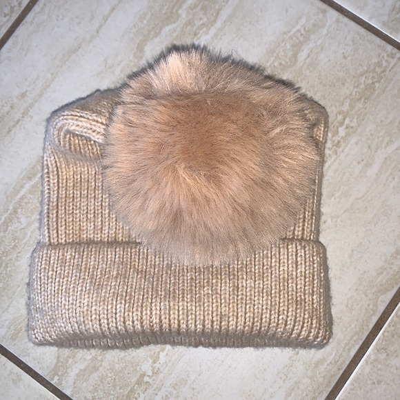 Norla Canada Beige/Tqn Pom Pom Hat - Picture 2 of 5